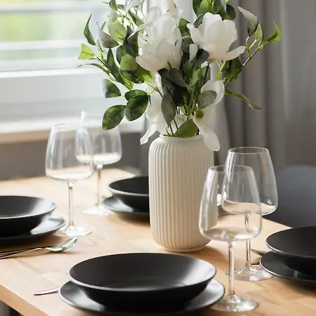 Apartment Family Near Old Town By Renters *
