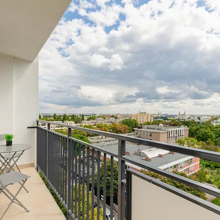 Family Near Old Town By Renters Apartamento